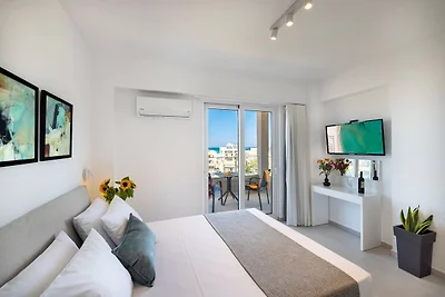 Wohnung mit Stadtblick im Vorort Perivolia
