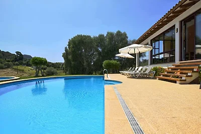 Villa in Son Servera met Zwembad & Stranden