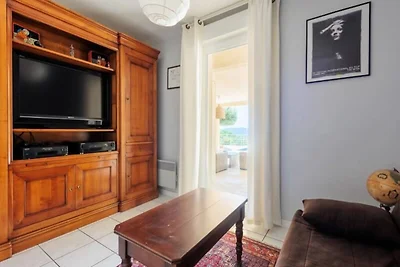 Villa in Rochefort-du-Gard mit Poolblick