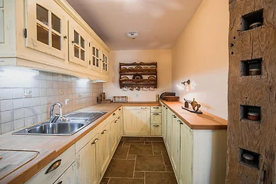 Hidden Authentic Haven Apartments - One Bedro...