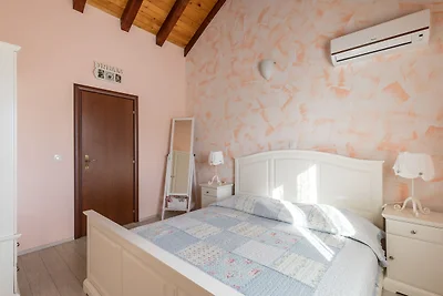 Komfortable Villa in Selca mit Pool