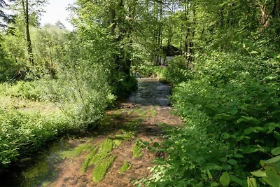 Ampio chalet a Ovifat-Waimes con sauna