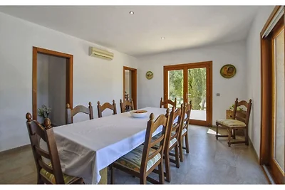 Lussureggiante casa vacanze con piscina