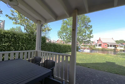 Bungalow am Wasser bei Rotterdam