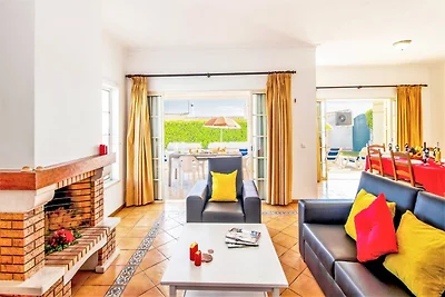 Villa mit 3 Zimmern und Garten