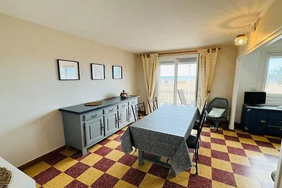 Apartment am Strand mit Balkon