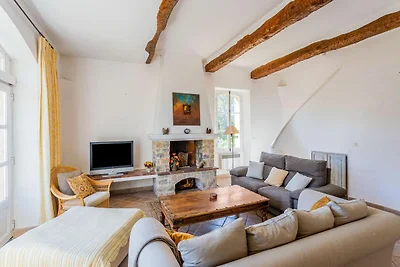Apartment im Schloss in der Provence mit pool