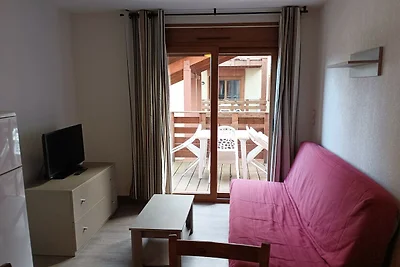 Ski-Apartment mit Pool und kostenlosem...