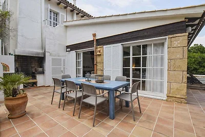 Villa di lusso con piscina e vista sul mare