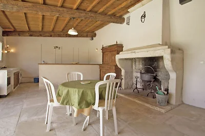 Villa mit privatem Pool in der Nähe von Nîmes