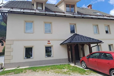 Modern Apartment with Terrace near Kranjska G...
