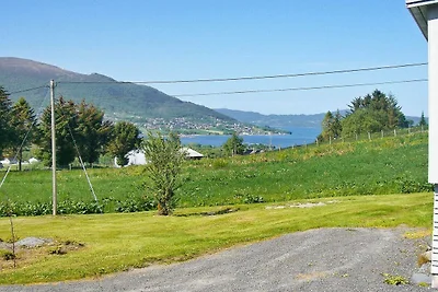 5 Personen Ferienhaus in EIDE-By Traum
