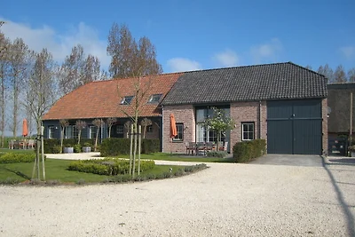 Spaziosa villa vicino al mare a Sluis