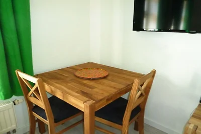 Ferienwohnung in Wiek mit Barbecue