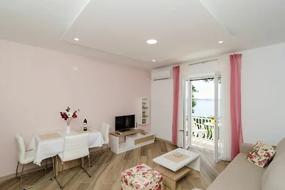 Apartments Marmo - Comfort One Bedroom Apartm...