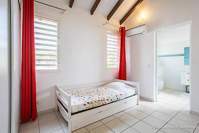 Luxusvilla in Paradise Bay mit Meerblick