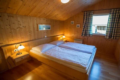 Chalet avec piscine à Annaberg