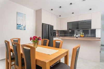 Ferienoase mit Hydromassage-Pool