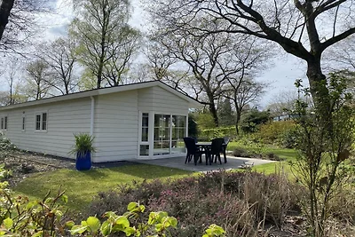 Chalet mit Terrasse in Seenähe