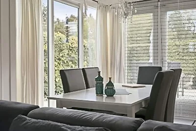 Holiday house in Ouddorp with 3 bedrooms