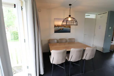 Bungalow nad Wodą z Sauną w Południowej...