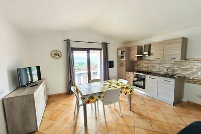 Apartment in der Nähe von Budoni mit Terrasse