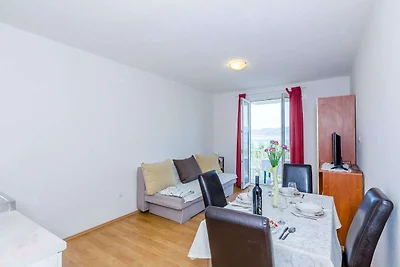 Apartment mit Balkon und Meerblick