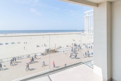 Appartement met frontaal zeezicht in Oostende