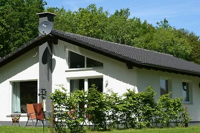 Bungalow in Eifel nahe Wanderwegen