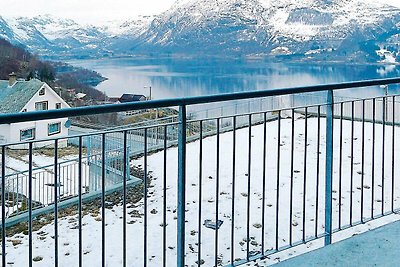 2 person holiday home in Røldal