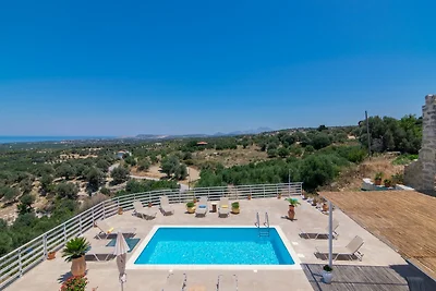 Villa in Agia Triada mit privatem Pool