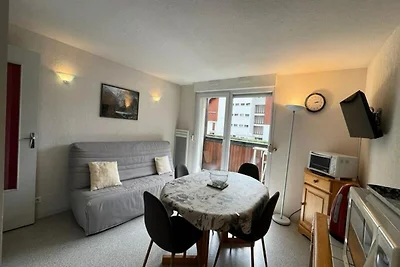 Appartamento nei Pirenei con accesso alle pis...