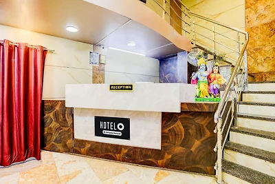 Super Hotel O Ambedkar Chowk Ulhasnagar