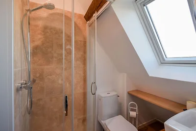 Kulturschatz in der Dordogne mit Furries