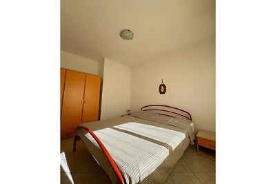 Kleines Mehrfamilienhaus mit Balkon