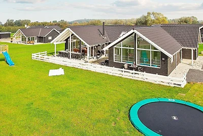 14 Personen Ferienhaus in Bogense