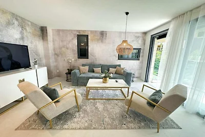 One-Bedroom Apartment With Terrace (The Sunse...