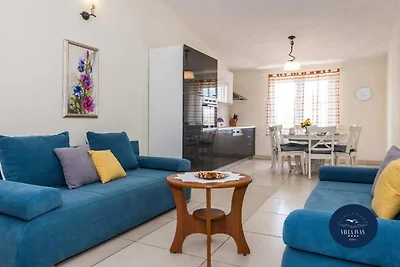 Villa Ivan apartment with terrace and sea vie...