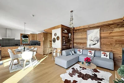 Ferienwohnung in Les Carroz mit Pool und Spa