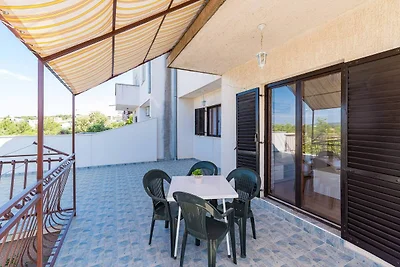 2 Personen Apartment mit Garten
