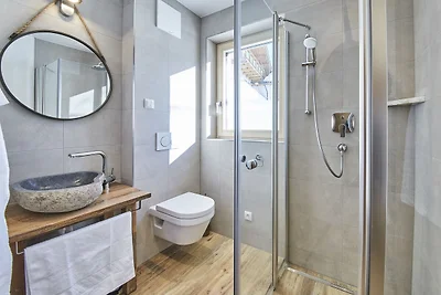 Modernes Chalet mit Sauna