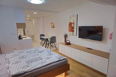 Dobrava Sea View Apartment with Terrace - Stu...