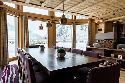 Luxurious Chalet with Panoramic Views & Hot...