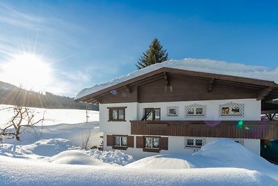 Geräumige Ferienwohnung in Skigebietnähe