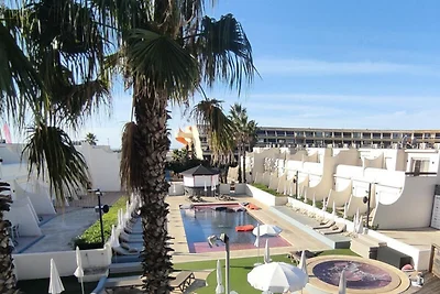 Casa vacanze con piscina e vista mare