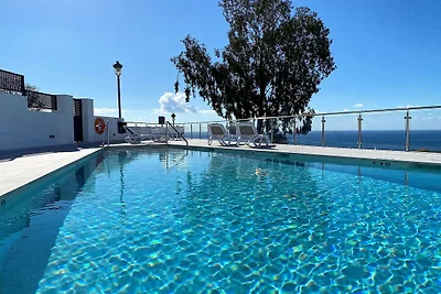 Penthouse in Málaga mit Meerblick & Pool