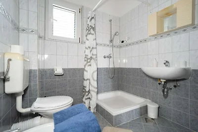 Apartment mit einem Schlafzimmer und Terrasse