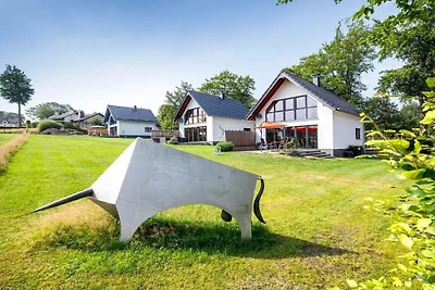 Vakantiehuis in Monschau met zwembad