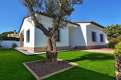 3 Schlafzimmer Villa an der Costa Brava
