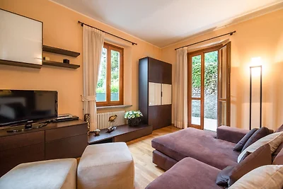 Modernes Apartment in Meina in Seenähe